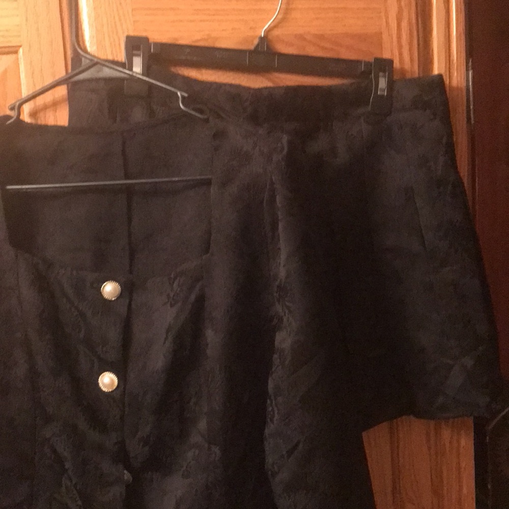 Skirt set - Picture 2 of 3